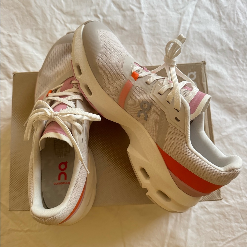On Running Women's Cloudpulse Running Shoes